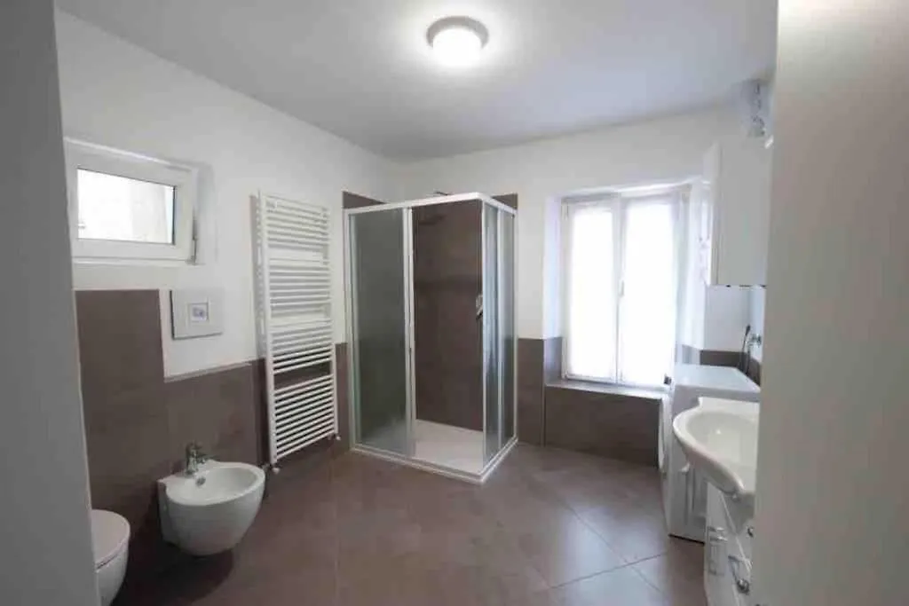 La Casa Del Pino A Due Passi Dal Lago Mandello del Lario Apartment