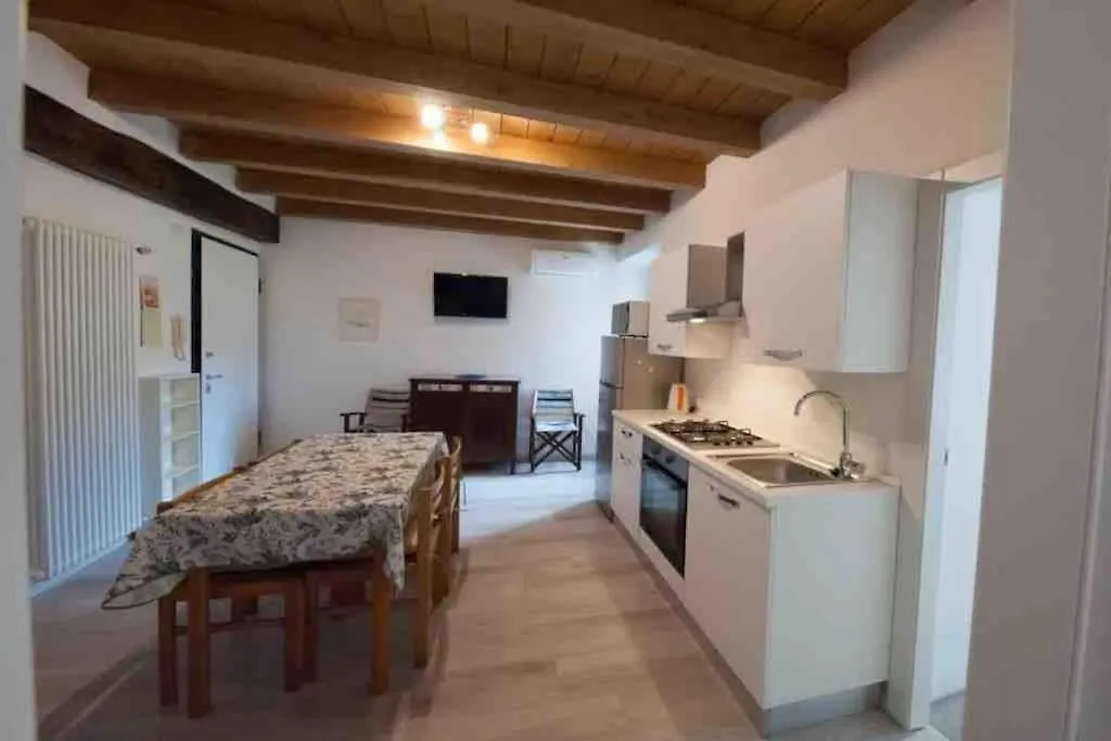La Casa Del Pino A Due Passi Dal Lago Mandello del Lario 0*,  Italy